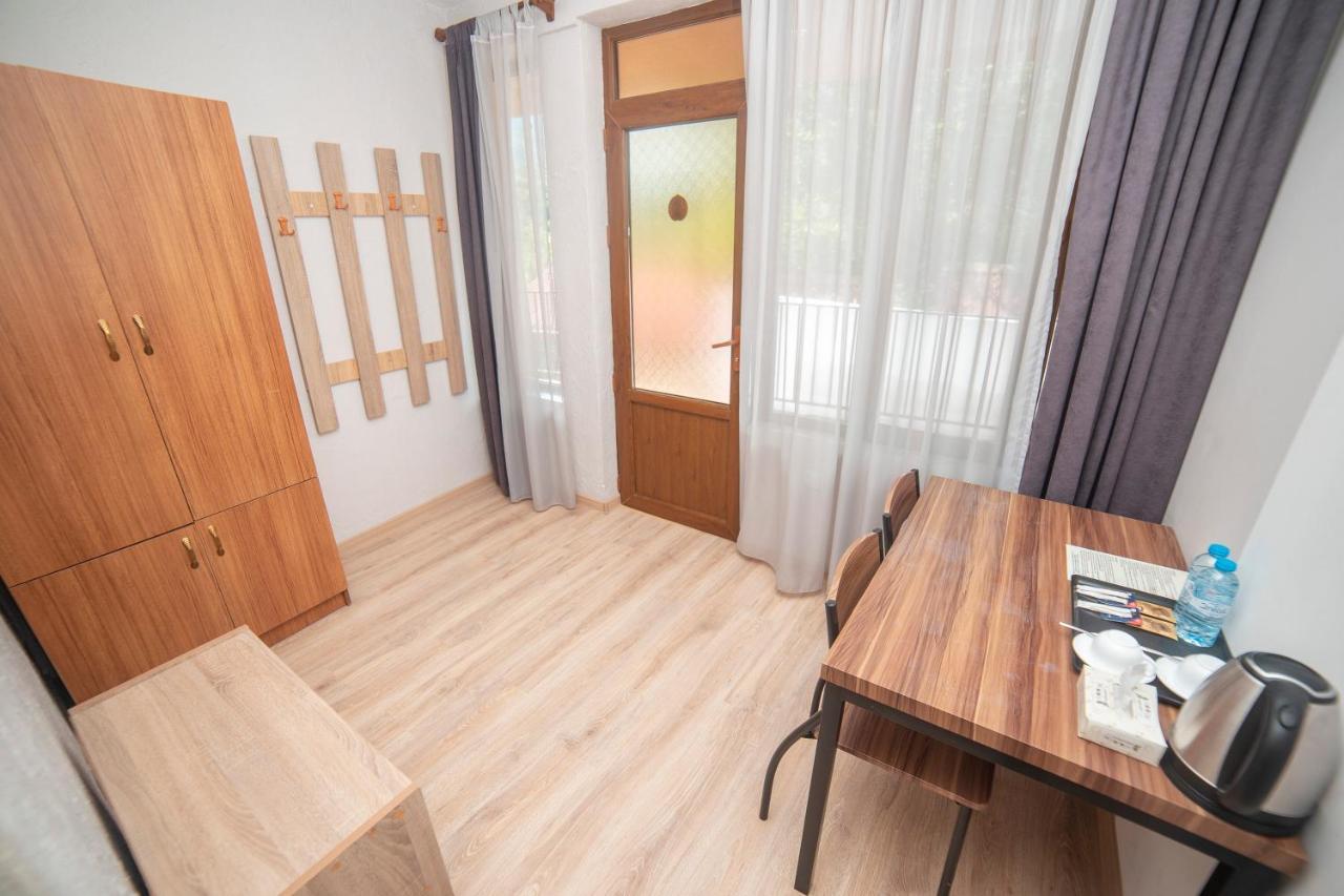 Popock Dilijan 1 Hotell Eksteriør bilde