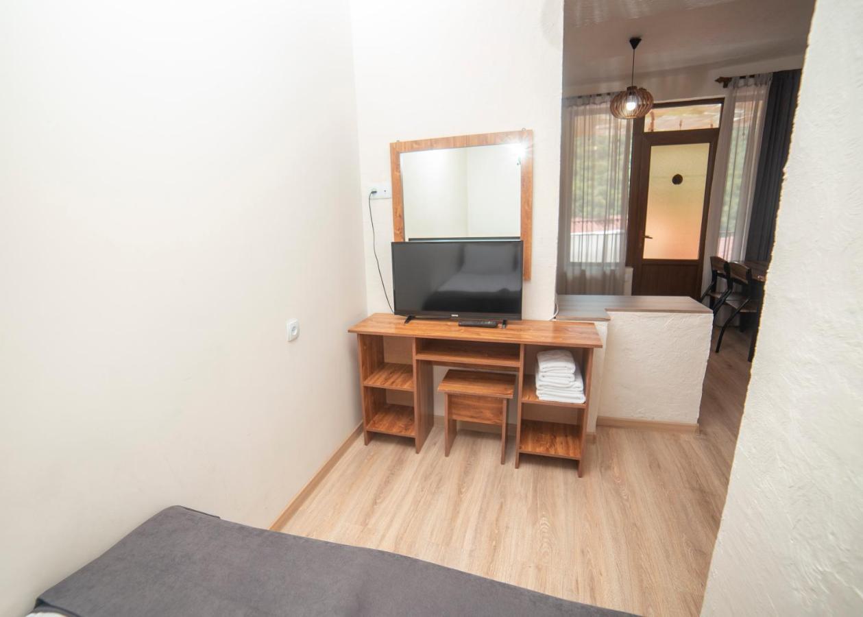 Popock Dilijan 1 Hotell Eksteriør bilde